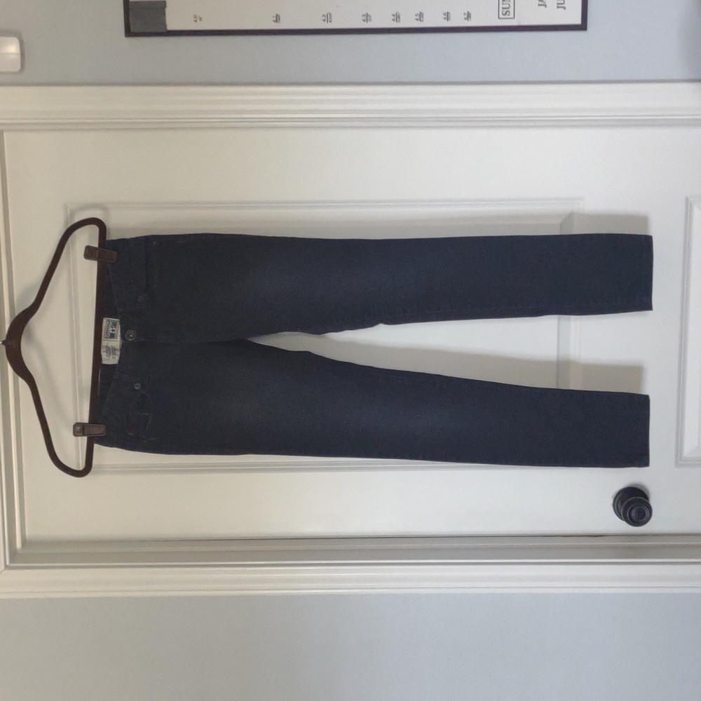 Converse One Star Navy Blue Blue jeans in a Size 2. Fits more like a Size 0/00